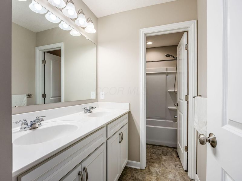 4916 Black Sycamore Drive, Columbus, OH 43231 Photo 38