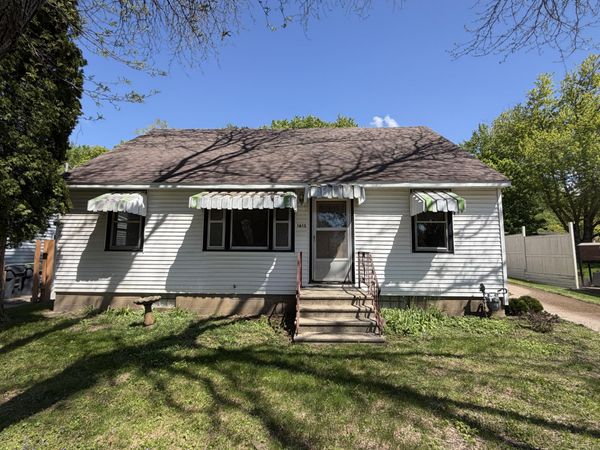 1615 31st St S, La Crosse, WI 54601