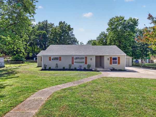 912 Livingston St, Old Hickory, TN 37138