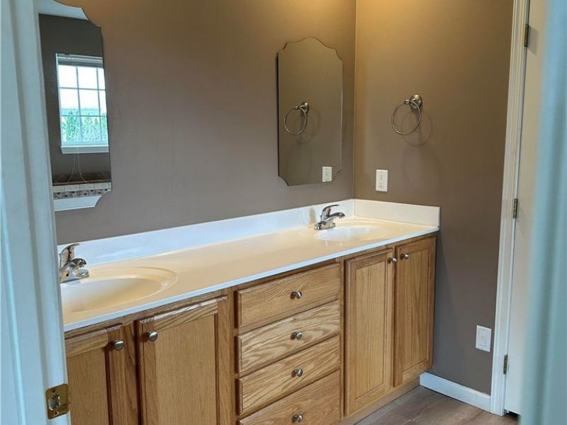 82 Stonesthrow Drive, Berea, OH 44017 Photo 26