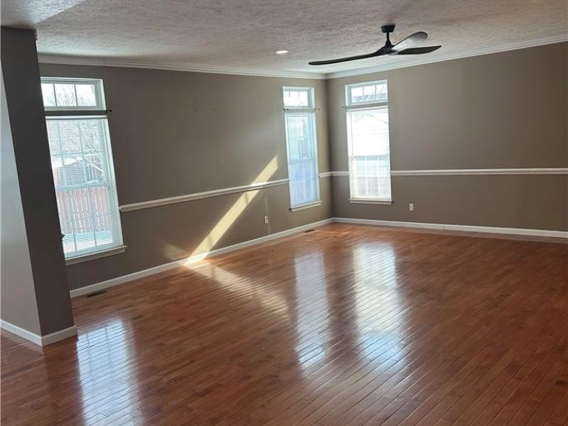82 Stonesthrow Drive, Berea, OH 44017 Photo 3