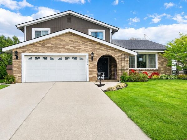 2214 Ruthanne Drive , Toledo, OH 43611