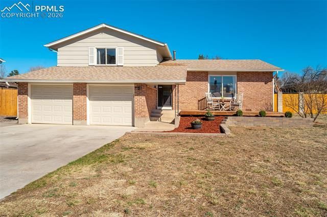 1505 Hathaway Drive, Colorado Springs, CO 80915 Main Photo