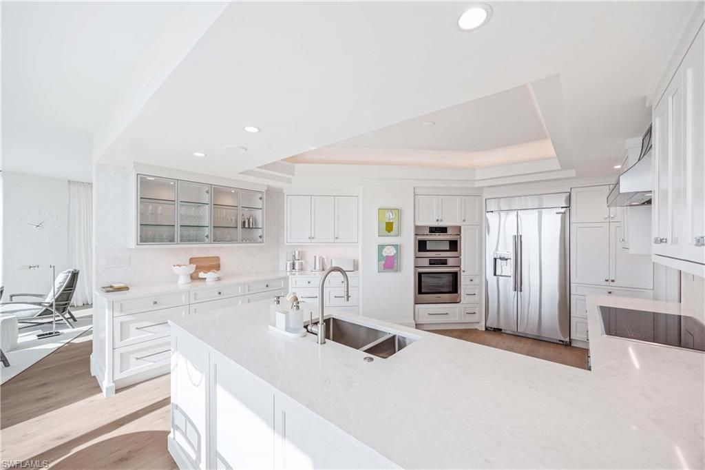 3971 Gulf Shore Blvd N, Unit 401, Naples, FL 34103 Photo