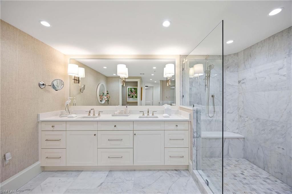 3971 Gulf Shore Blvd N, Unit 401, Naples, FL 34103 Photo