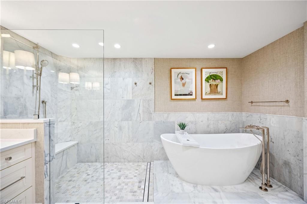 3971 Gulf Shore Blvd N, Unit 401, Naples, FL 34103 Photo