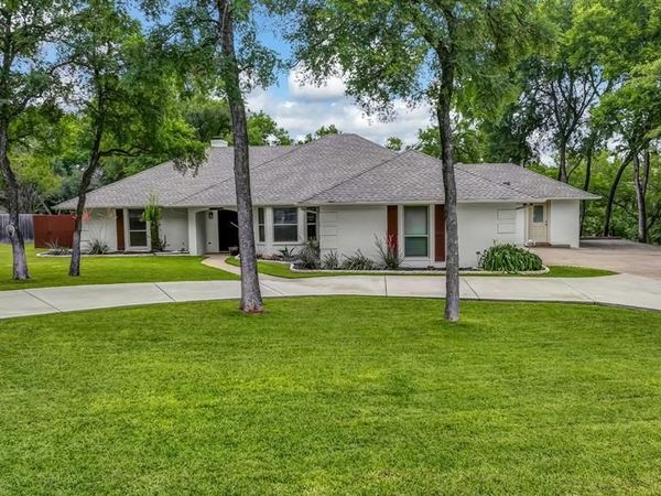 8012 Ravenswood Road , Granbury, TX 76049