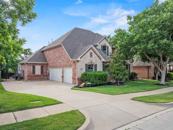 7009 Mossycup Lane, North Richland Hills, TX 76182