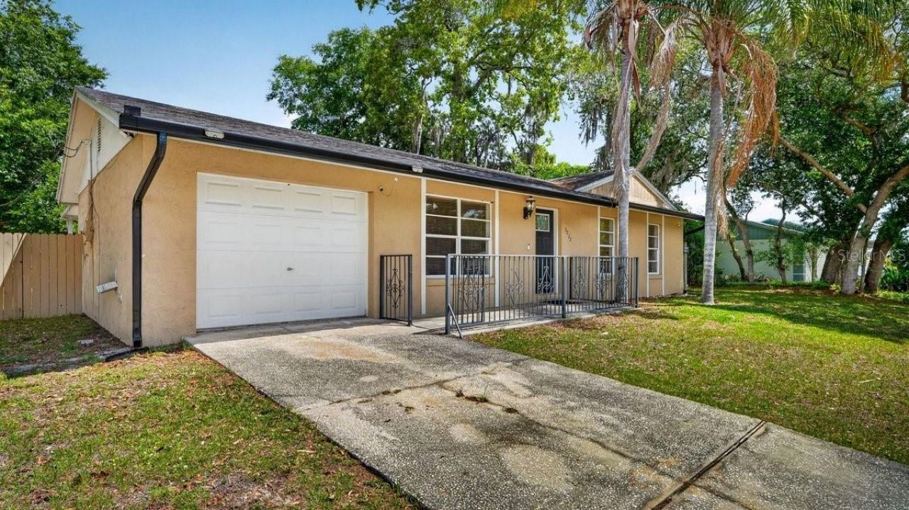 3222 Roland Drive , Deltona, FL 32738 Photo