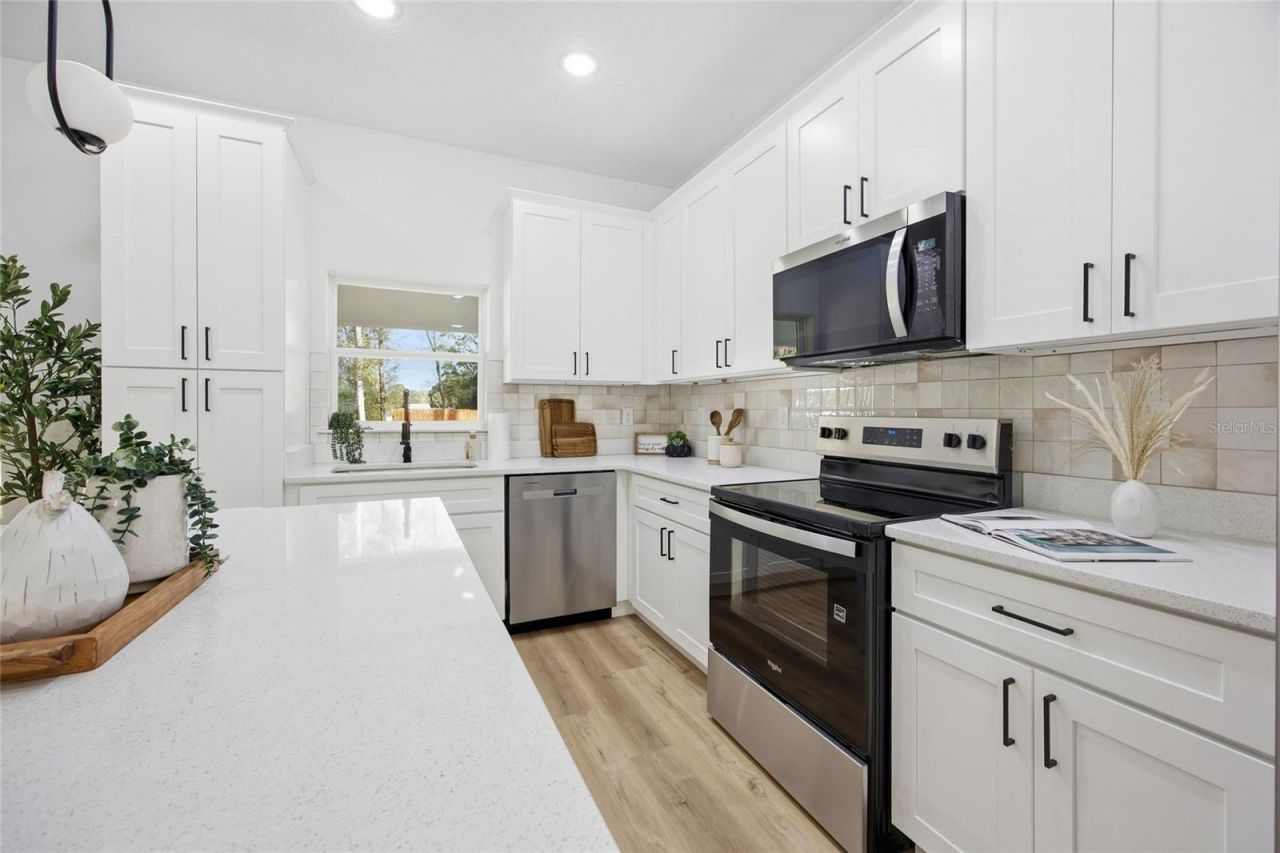 8282 N Pitcairn Way, Citrus Springs, FL 34434 Photo