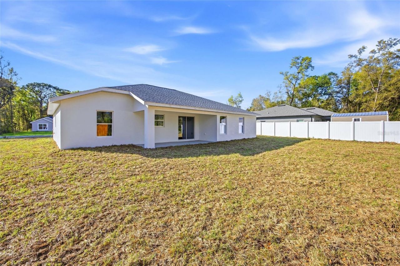 8282 N Pitcairn Way, Citrus Springs, FL 34434 Photo