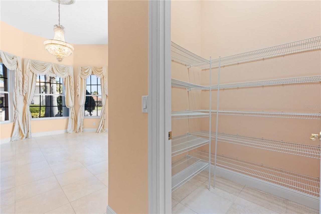 10603 Cayman Isle Court, Tampa, FL 33647 Photo