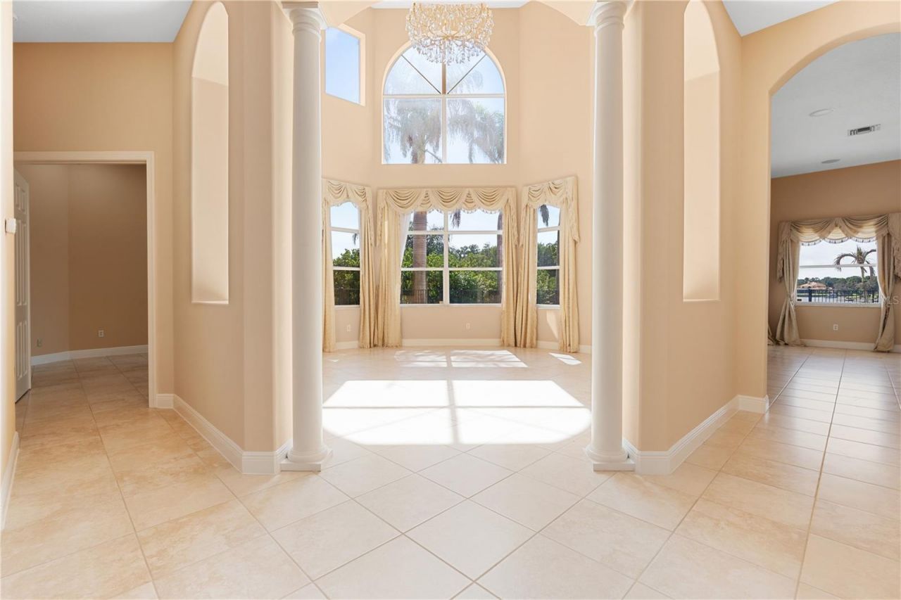 10603 Cayman Isle Court, Tampa, FL 33647 Photo
