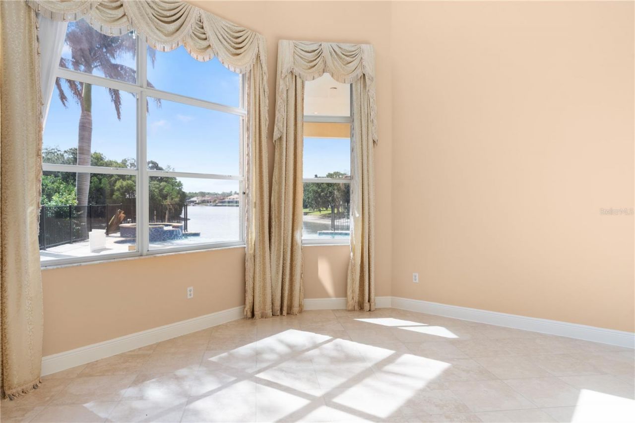 10603 Cayman Isle Court, Tampa, FL 33647 Photo