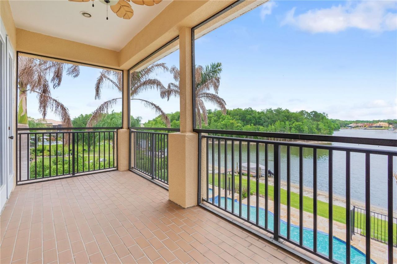 10603 Cayman Isle Court, Tampa, FL 33647 Photo