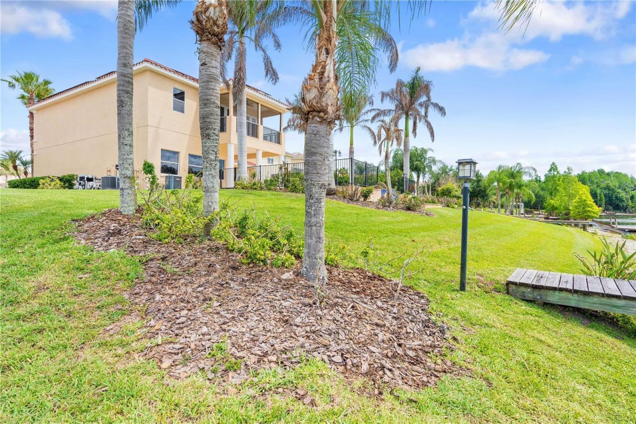 10603 Cayman Isle Court, Tampa, FL 33647 Photo