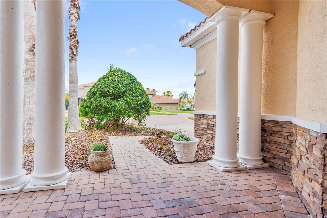 10603 Cayman Isle Court, Tampa, FL 33647 Photo