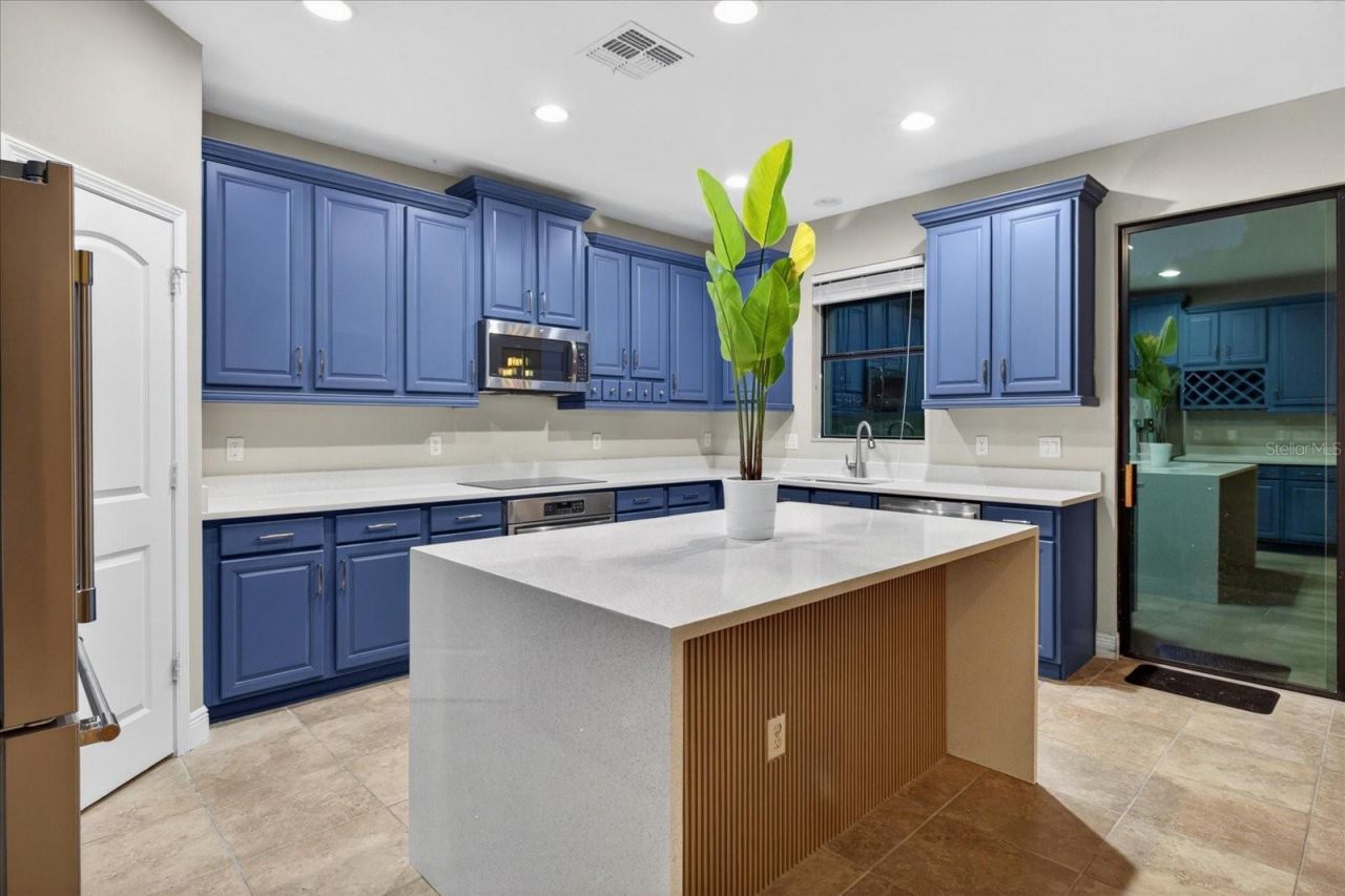 1389 Heritage Landings Drive , Lakeland, FL 33805 Photo