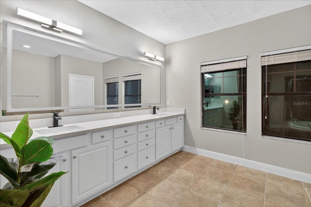 1389 Heritage Landings Drive , Lakeland, FL 33805 Photo