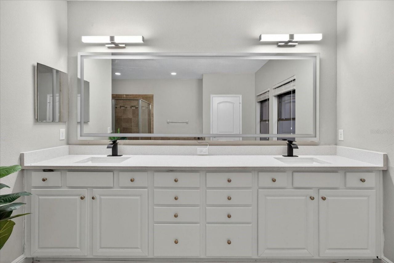 1389 Heritage Landings Drive , Lakeland, FL 33805 Photo