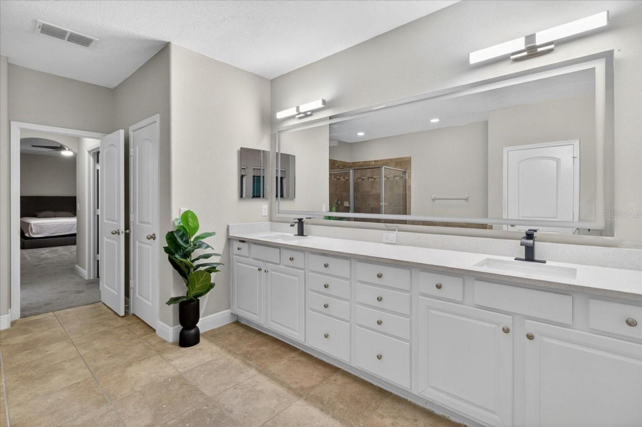 1389 Heritage Landings Drive , Lakeland, FL 33805 Photo