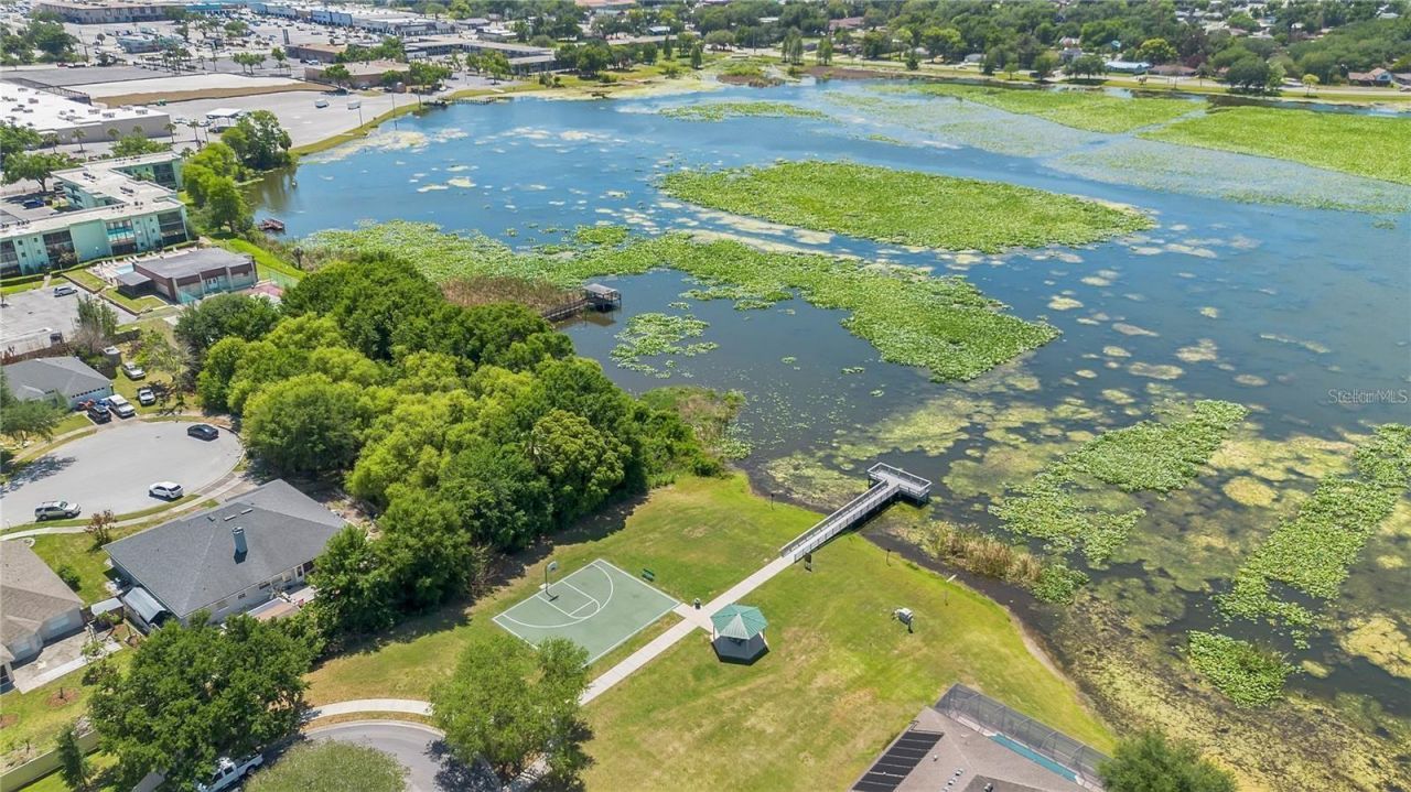 1389 Heritage Landings Drive , Lakeland, FL 33805 Photo