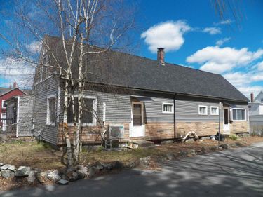 21-23 North Groton Street, Nashua, NH 03060