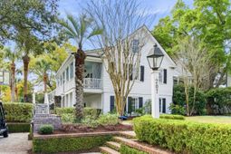 207 Pitt Street photo 4