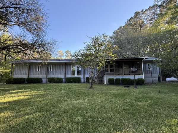 6640 Mississippi 413, French Camp, MS 39745