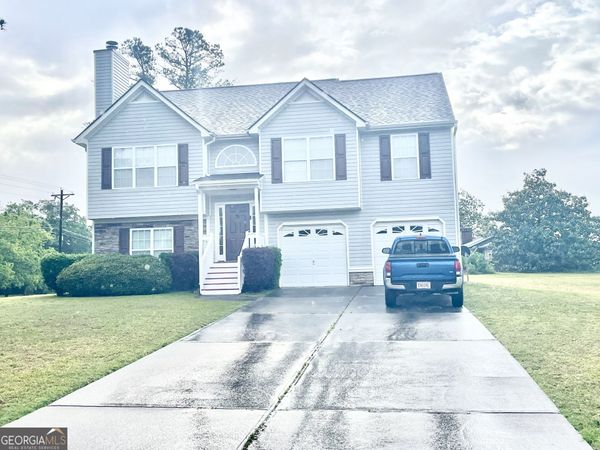 100 Hawthorn Drive, Carrollton, GA 30116