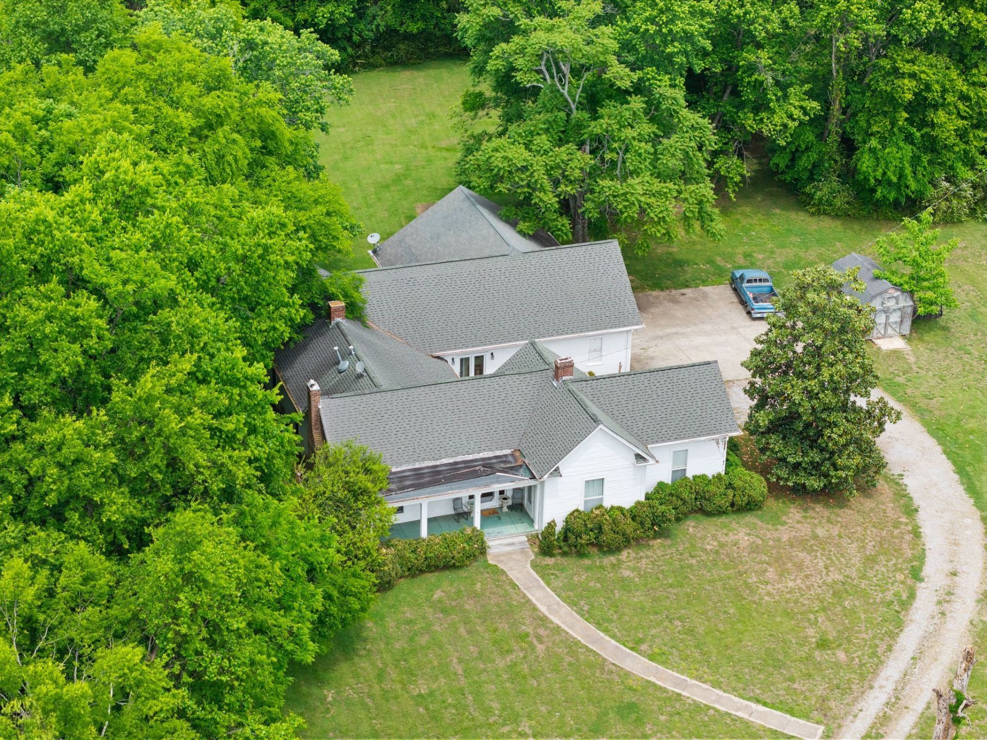 2033 Carters Creek Pike, Franklin, TN 37064 Main Photo