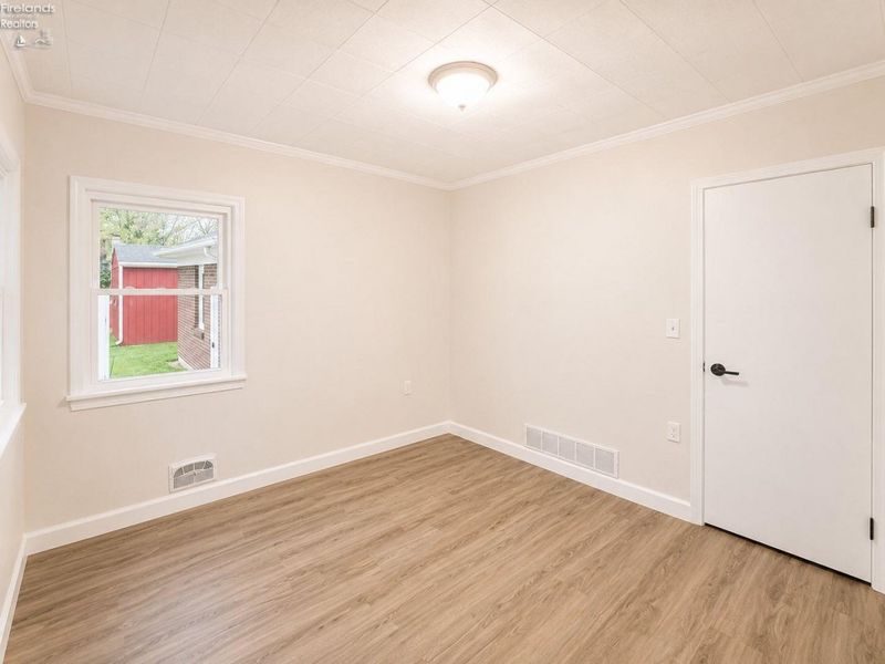 522 W 3rd Street, Port Clinton, OH 43452 Photo 15