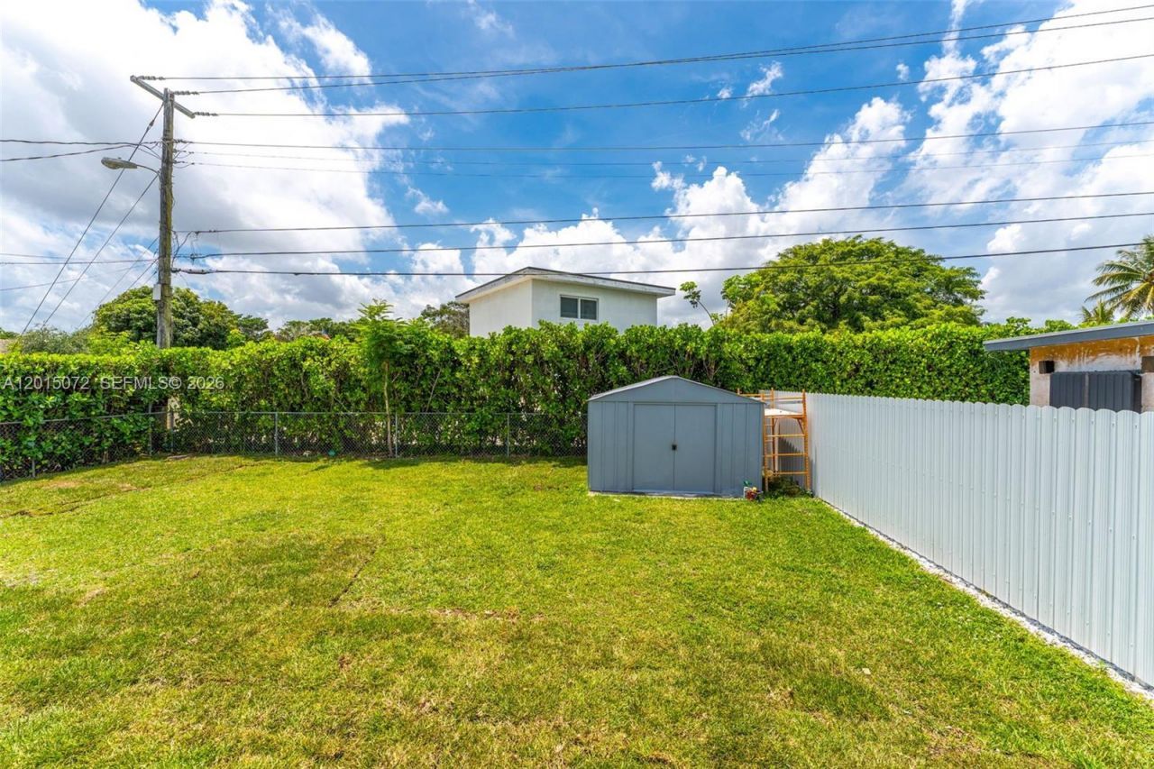 3250 SW 68th Ave, Miami, FL 33155 Photo