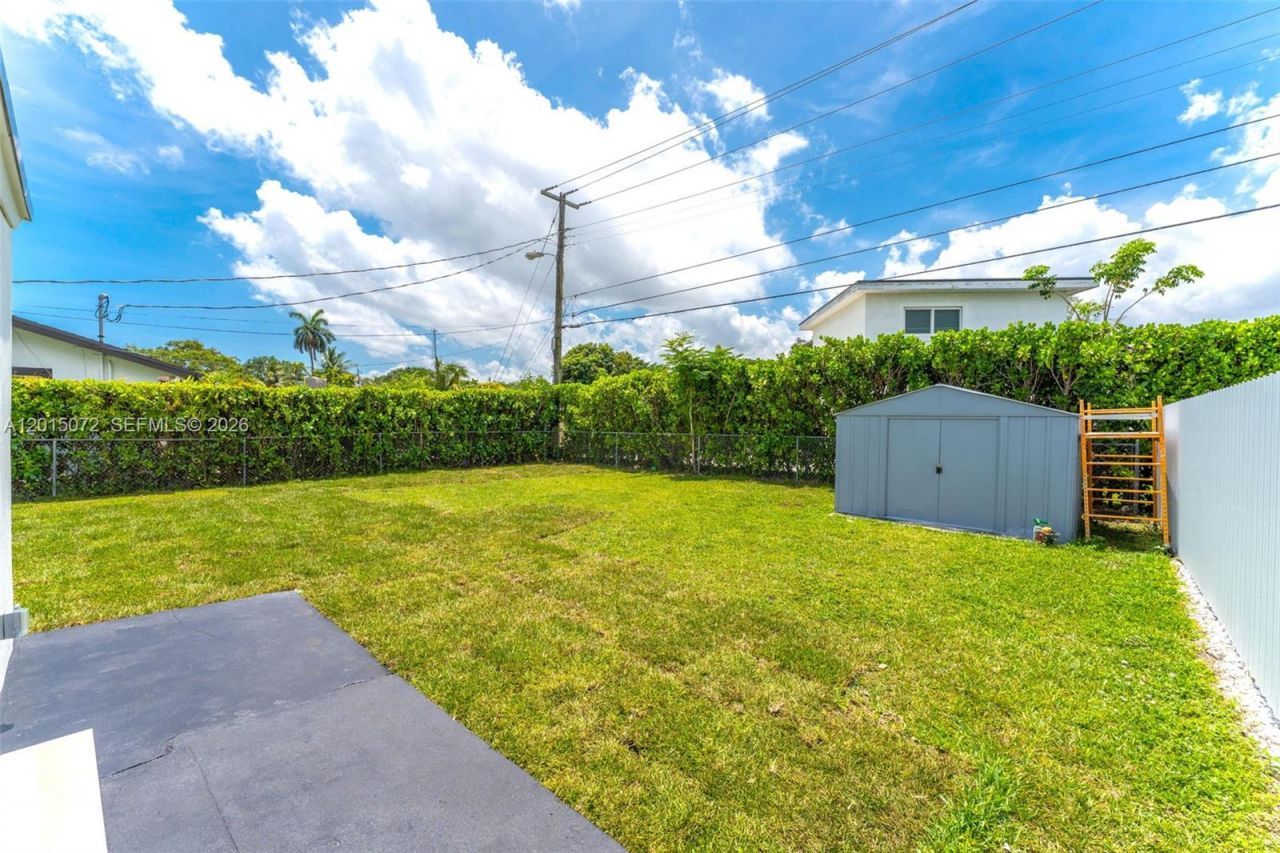 3250 SW 68th Ave, Miami, FL 33155 Photo