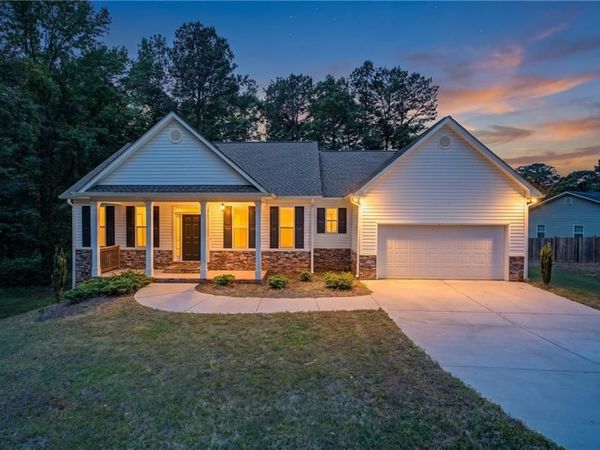 504 Iris Way , Villa Rica, GA 30180