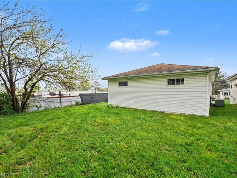 639 Fulmer Avenue, Akron, OH 44312 Photo 33