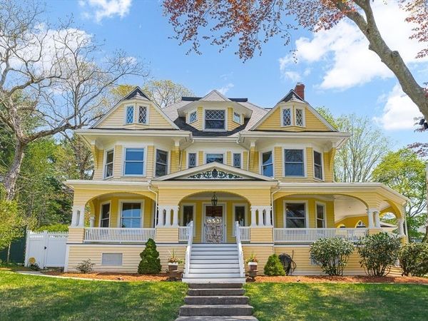 112 Highland Avenue, Winchester, MA 01890
