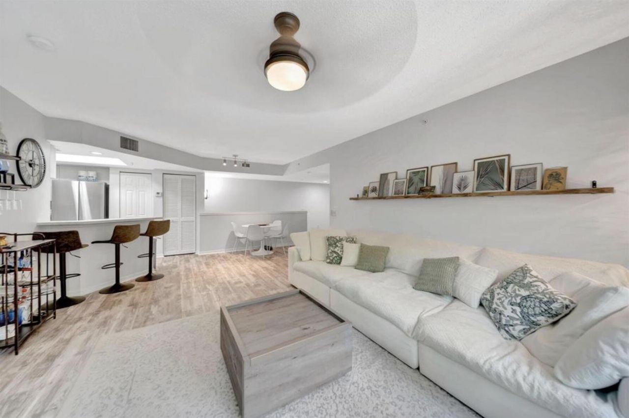 2125 SE 10th Avenue, Unit 1003, Fort Lauderdale, FL 33316 Photo