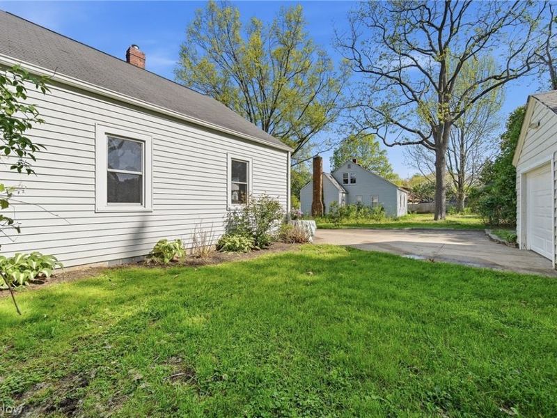 2031 Verde Avenue, Akron, OH 44314 Photo 34