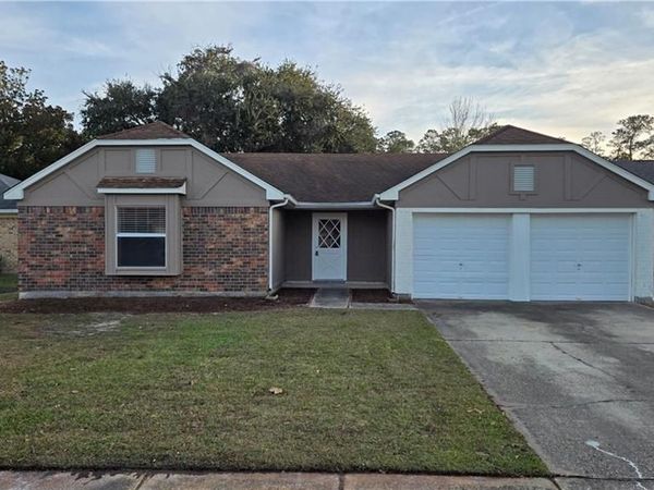 321 PORTSMOUTH Drive , Slidell, LA 70460
