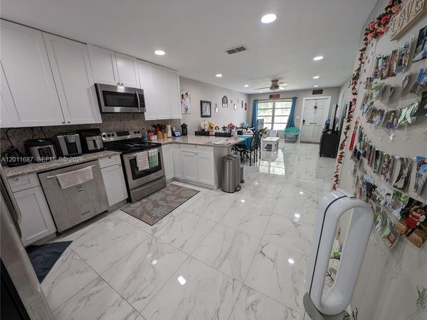 7761 NW 42nd Pl , Unit 1-2, Coral Springs, FL 33065