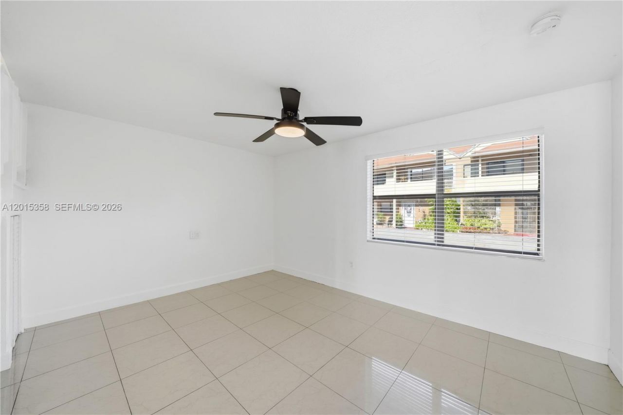 5320 W 26th Ave, Unit 108, Hialeah, FL 33016 Photo