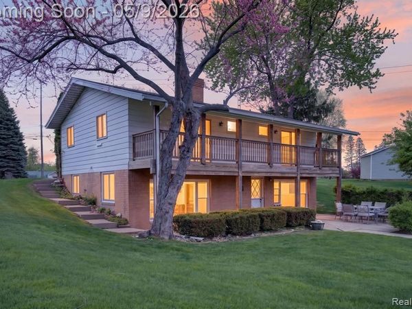 1365 Blue Water Drive, Fenton Twp, MI 48430