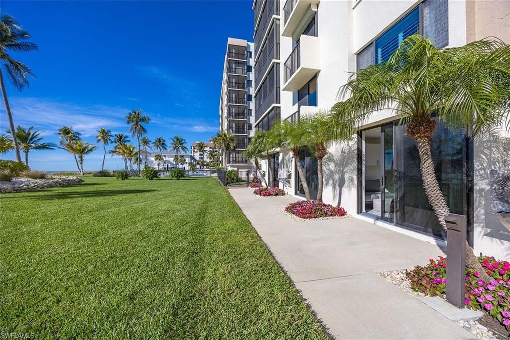 10475 Gulf Shore Dr, Unit 162, Naples, FL 34108 Photo