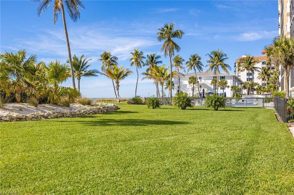 10475 Gulf Shore Dr, Unit 162, Naples, FL 34108 Photo