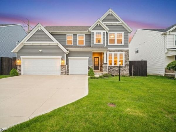 8809 Leatherleaf Drive , Columbia Station, OH 44028