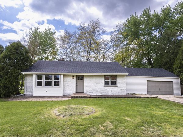 11105 W 105th Place , St. John, IN 46373