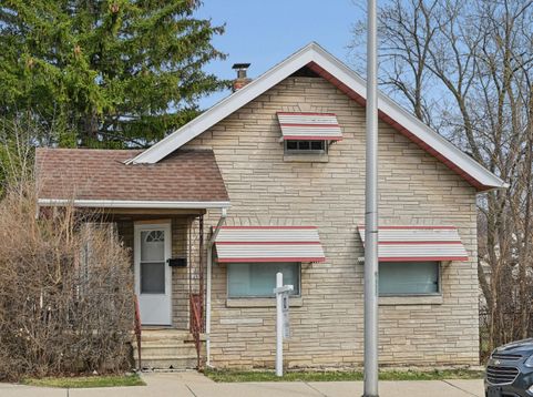 Main Photo