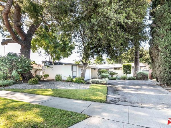16320 Gledhill Street, North Hills, CA 91343