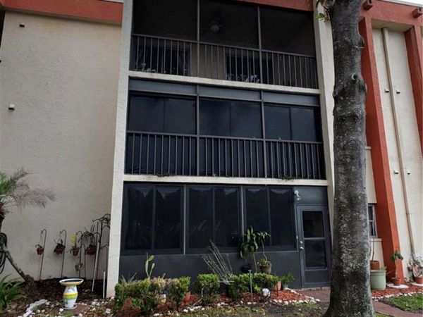 1130 N LAKE PARKER AVENUE , Unit E332, LAKELAND, FL 33805